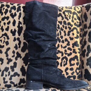 Ladies size 8.5, Suede Slouch, slightly squared toe.